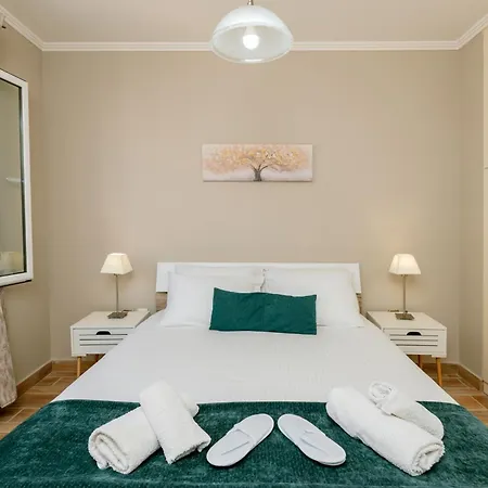 Corfu Town Getaway