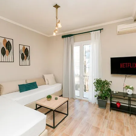 Corfu Town Getaway Apartment
