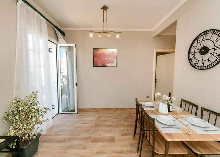 Corfu Town Getaway דירה *